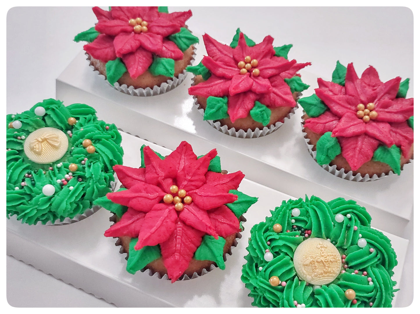 Poinsettia Xmas Cupcakes, box of 6