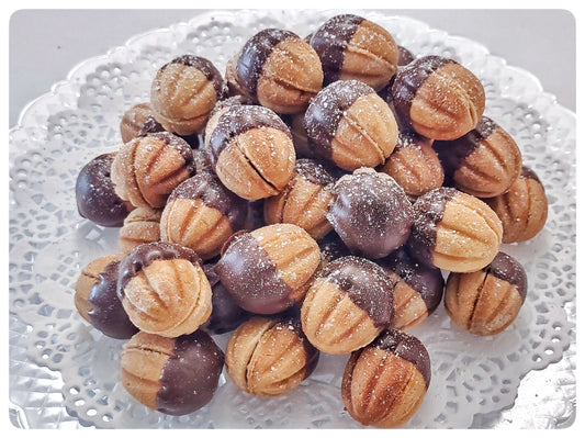 Dulce de Leche Acorns, Box of 20